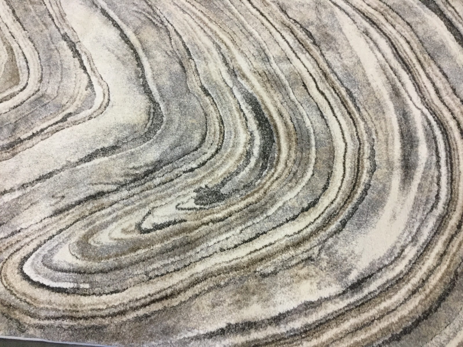 GREY / IVORY 4′-5″ x 6′-5″ Flaw in Rug, Reduced Price 1172661495 CYR128F-4