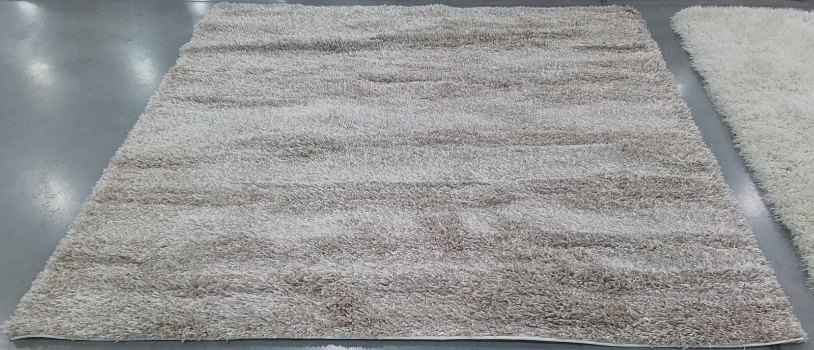 BEIGE 6′-7″ x 6′-7″ Back Stain Rug, Reduced Price 1172768651 SG151-1313-7SQ