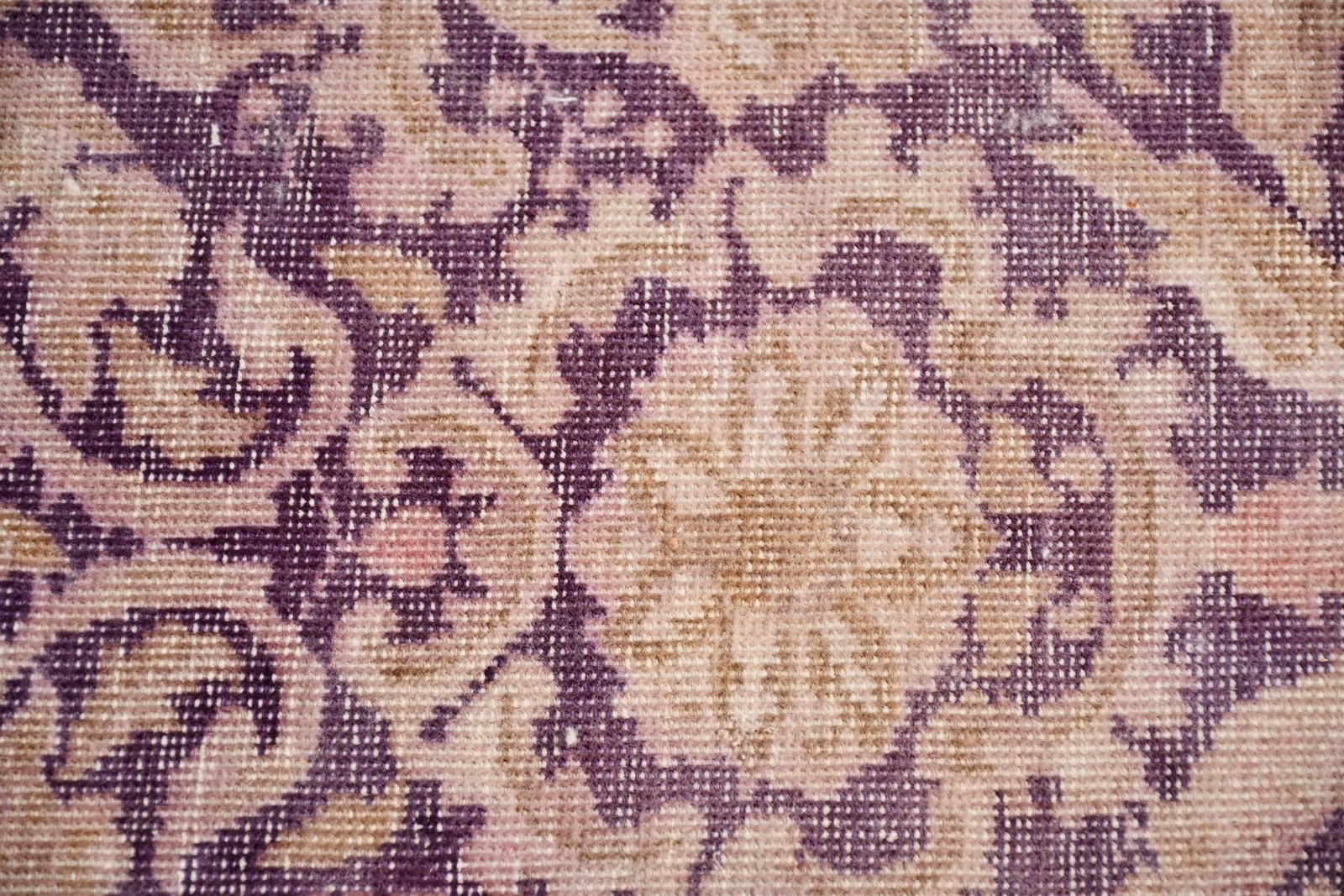 Vintage Turkish Rug 6,6×9,6 ft (202×292 cm), Purple Wool Rug