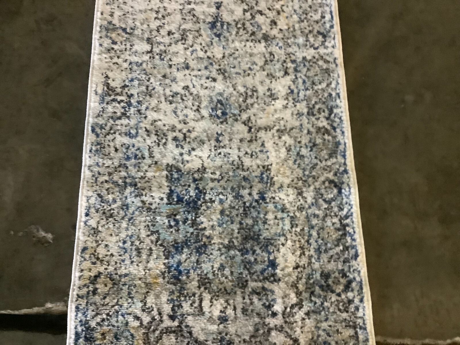 TURQUOISE IVORY 2′-3″ x 14′-0″ Flaw in Rug Reduced Price 1172677511 MAD603K-214