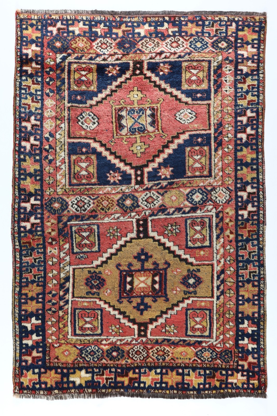Antique Malatya Kurdish Rug–Vibrant Medallion Design Handwoven Wool – 4′ X 6’5”