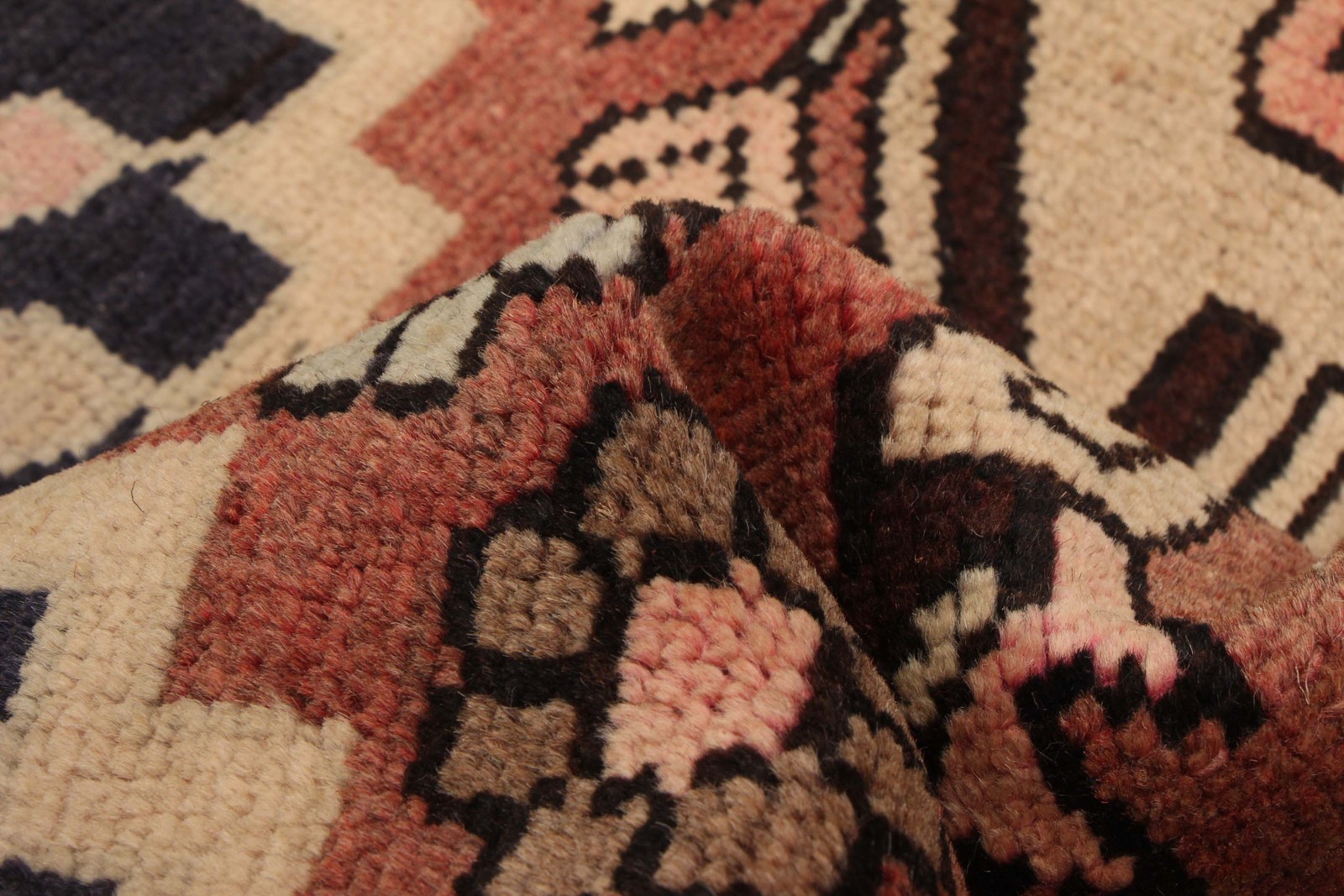 Vintage 3’3″ x 4’8″ Traditional Hand Knotted Vegetable Dye Wool Area Rug
