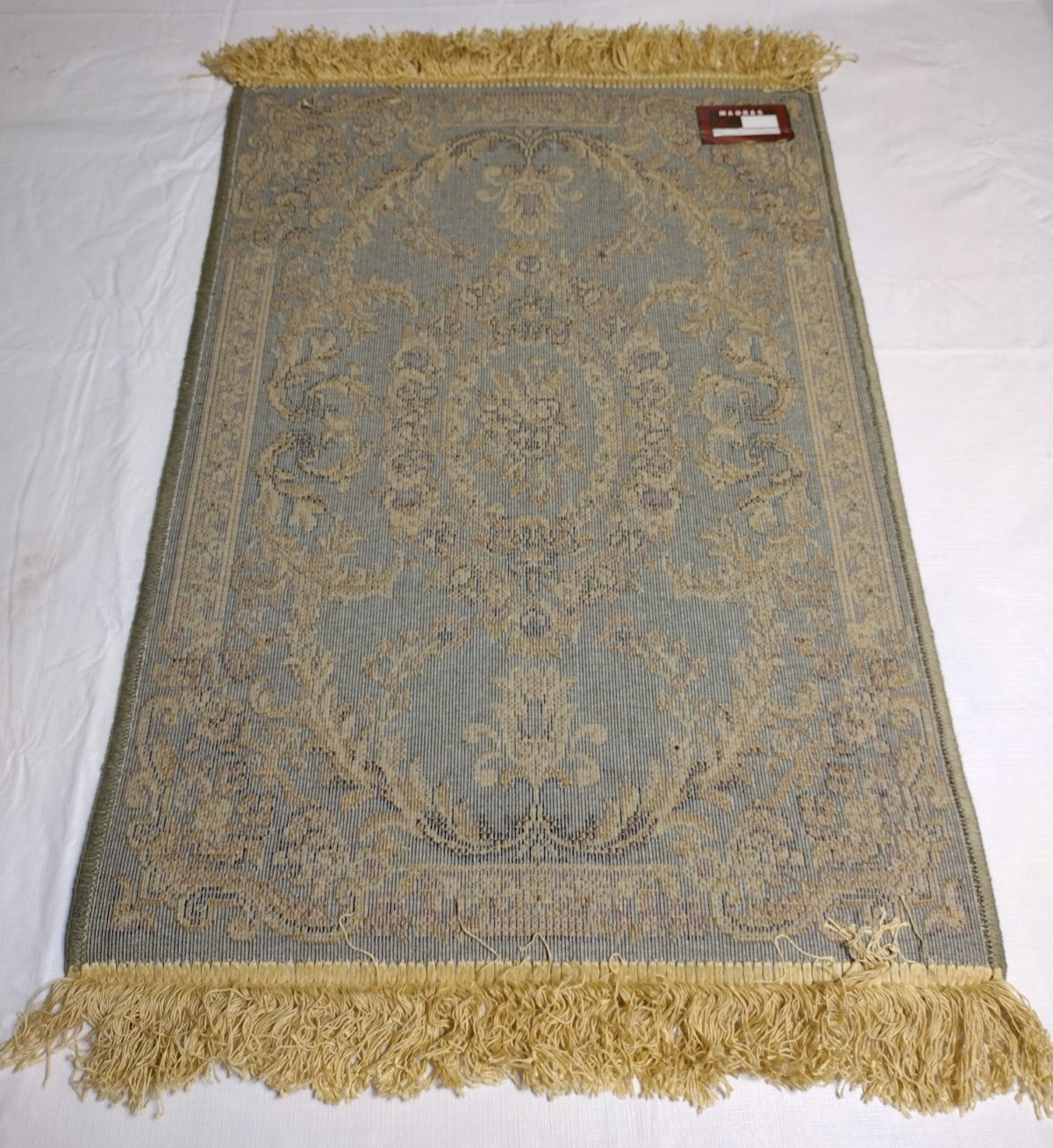 Madras Small Area Belgium 100% Viscose Silk Look 21″x34″ Rug