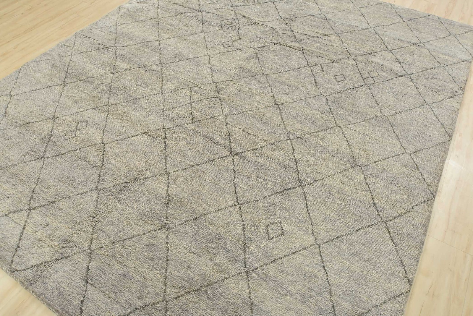 Moroccan Rug 8’2” x 10’1” Gray Wool Contemporary Hand-Knotted Carpet