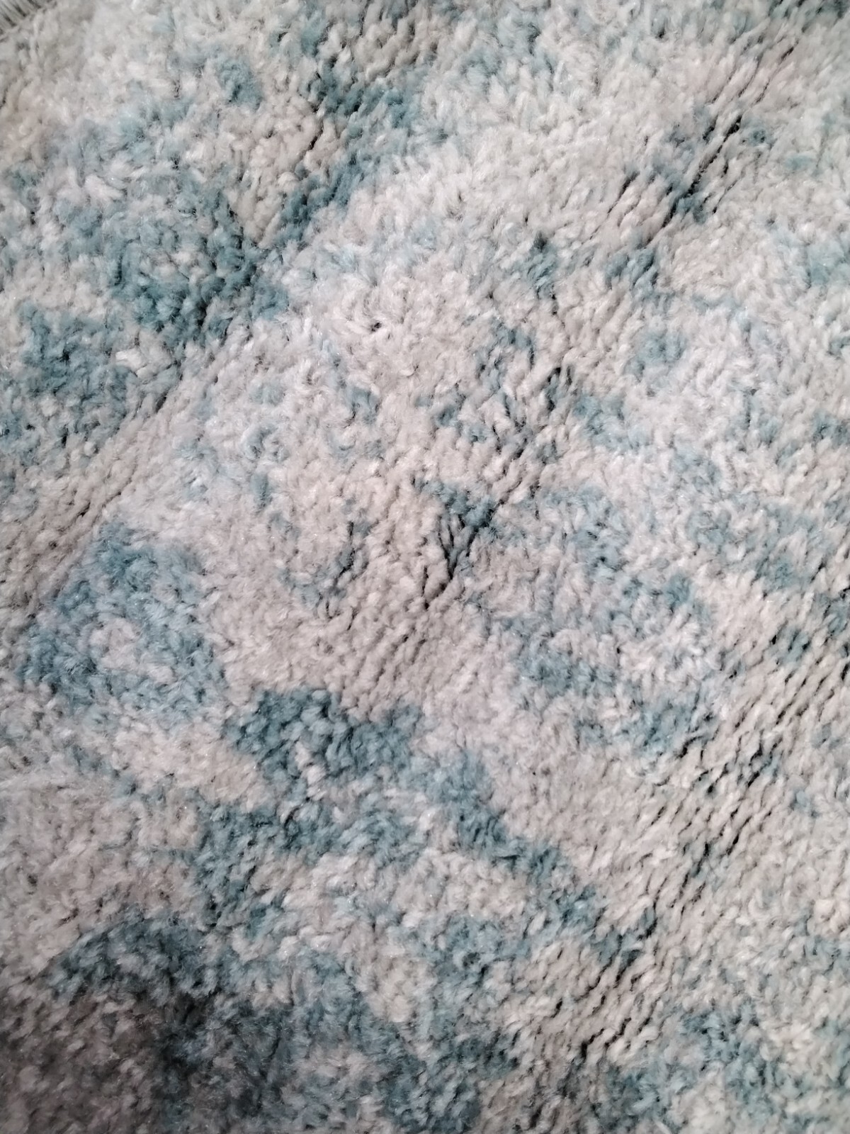 IVORY / LIGHT BLUE 6′ X 6′ R Back Stain Rug, Reduced Price 1172738387 ADR109L-6R
