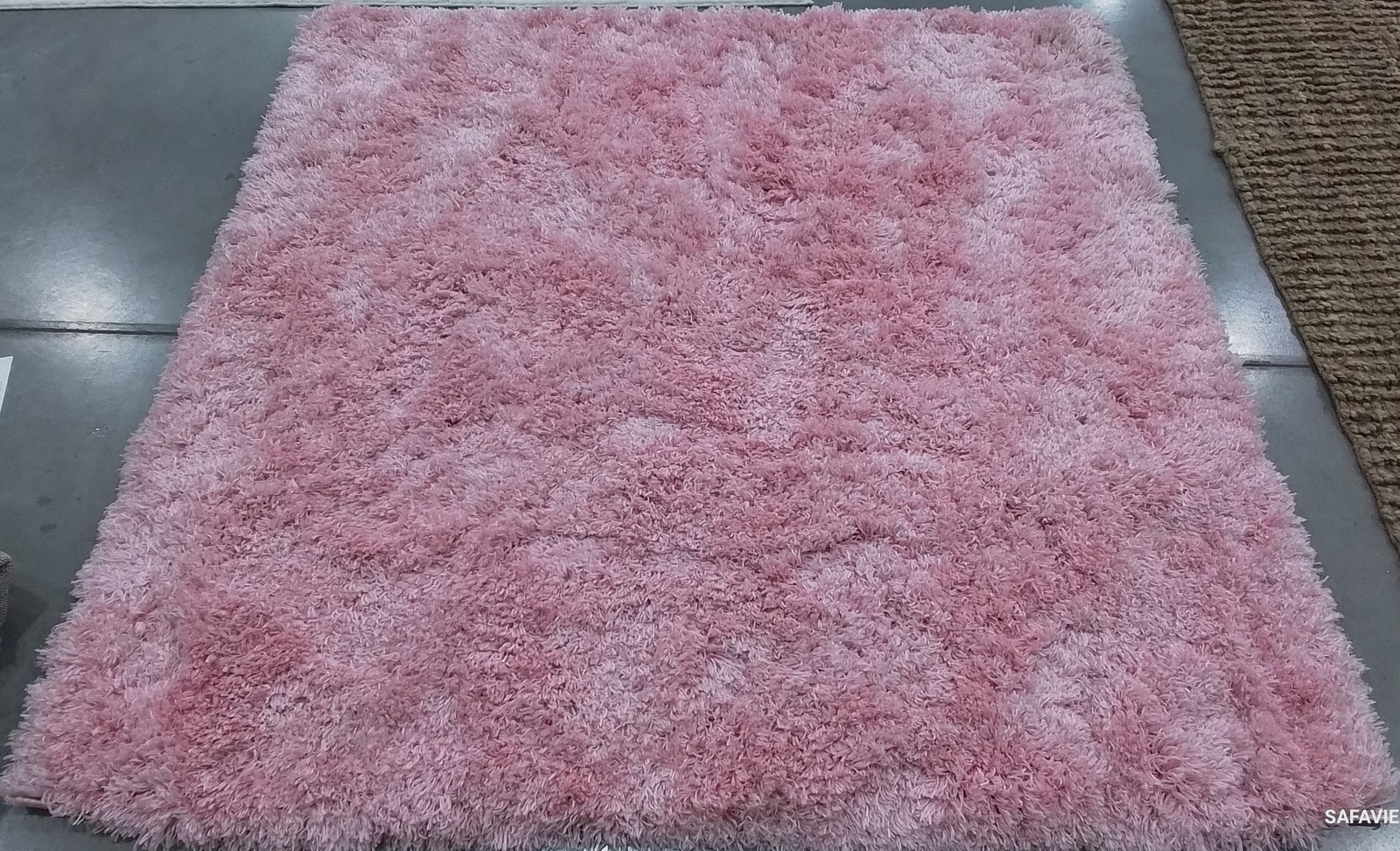 LIGHT PINK 5′-1″ x 5′-1″ Flaw in Rug, Reduced Price 1172796966 PSG800P-5SQ