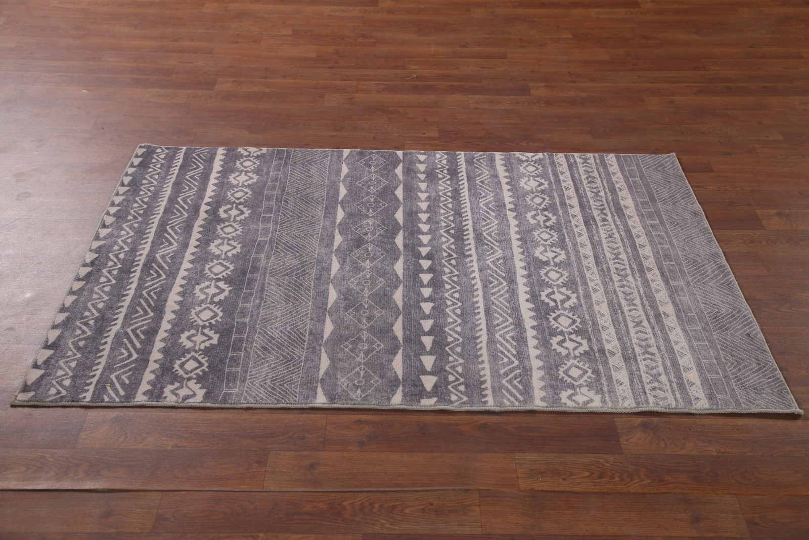 Machine-Made Printed Abstract Oriental Area Rug 3×5 Ft Tribal Gray Pattern Rug