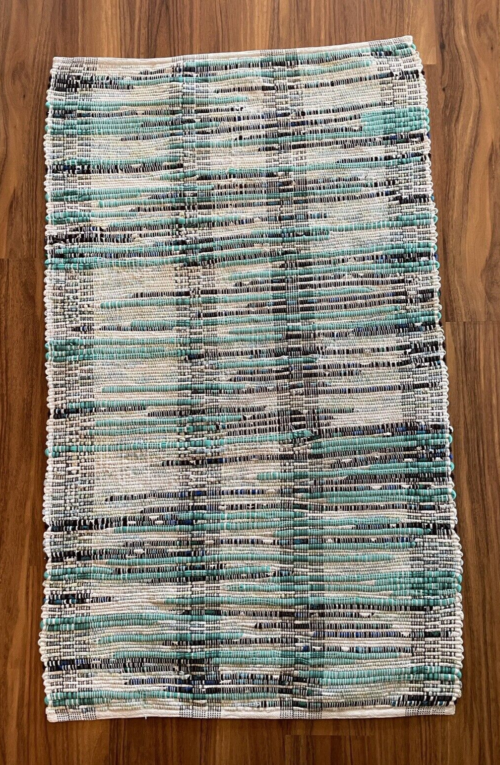 Vintage Handmade Rag Rug 46×27 Farmhouse Country Turquoise Gray Blue Green White