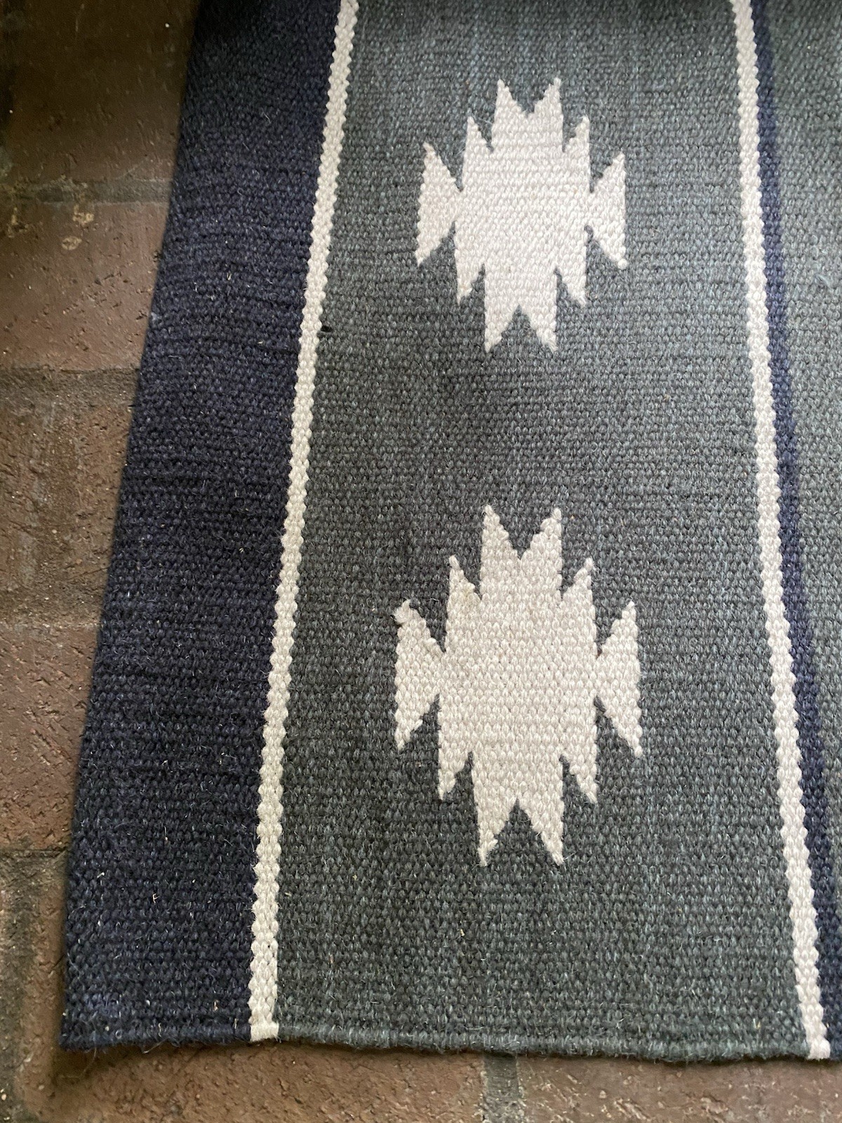 Small Dhurrie Rug Geometric Indian Kilim Wool Blend Gray Flat Weave Woven 21×34