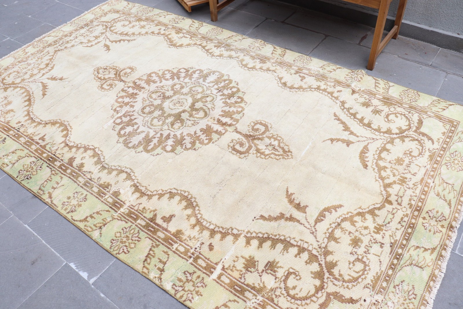 Turkish Vintage Large Rug 5,4×9,6 ft (165×294 cm), Brown Floral Rug Rug