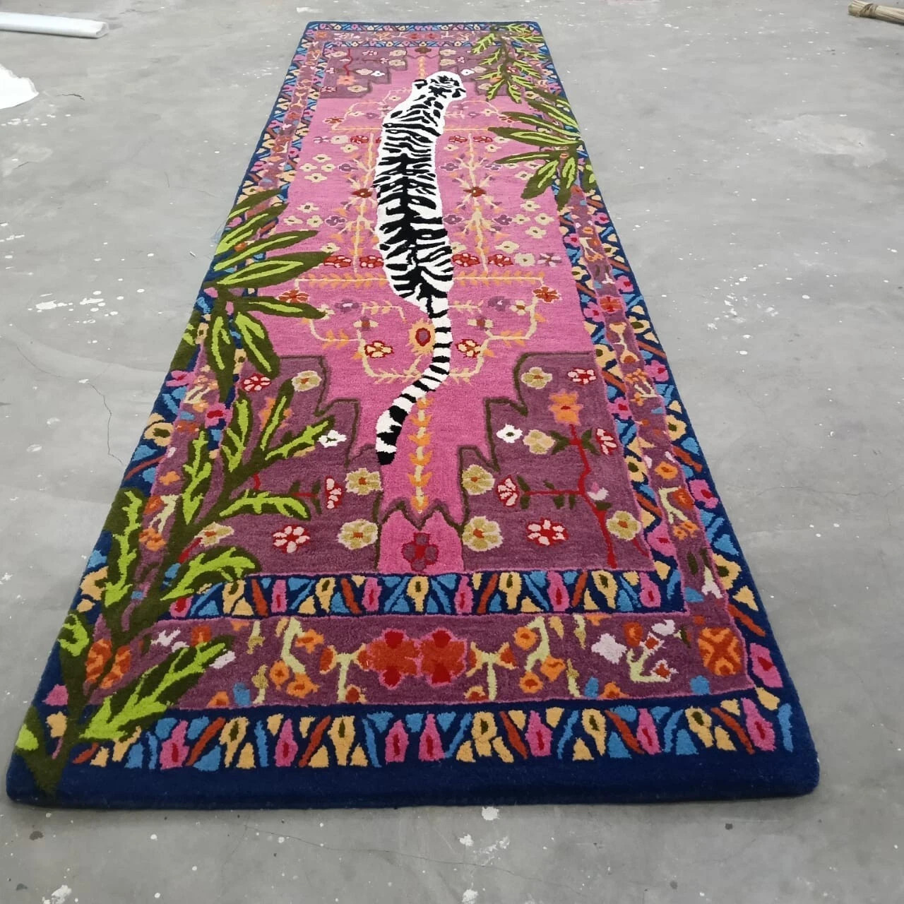 Runner Pink & Multicolor Bengal Tiger Hand Tufted Pure 100% Nz Wool Area Rug