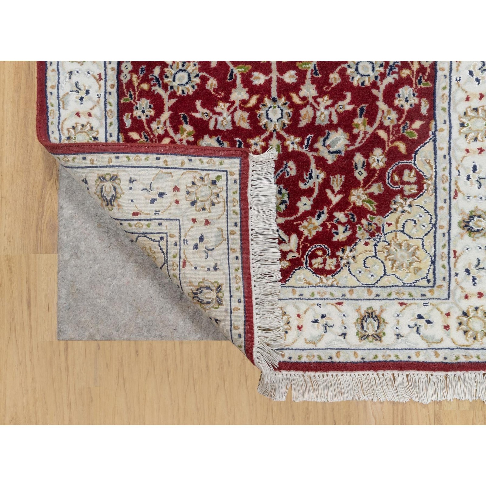 2’8″x6’8″ Rosewood Red Wool and Silk Nain Hand Knotted 250 KPSI Rug R90882