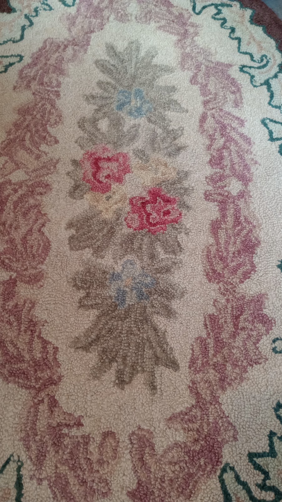Rare Priscilla Turner Rug Guild Oval Floral Wool 5′ X 3′