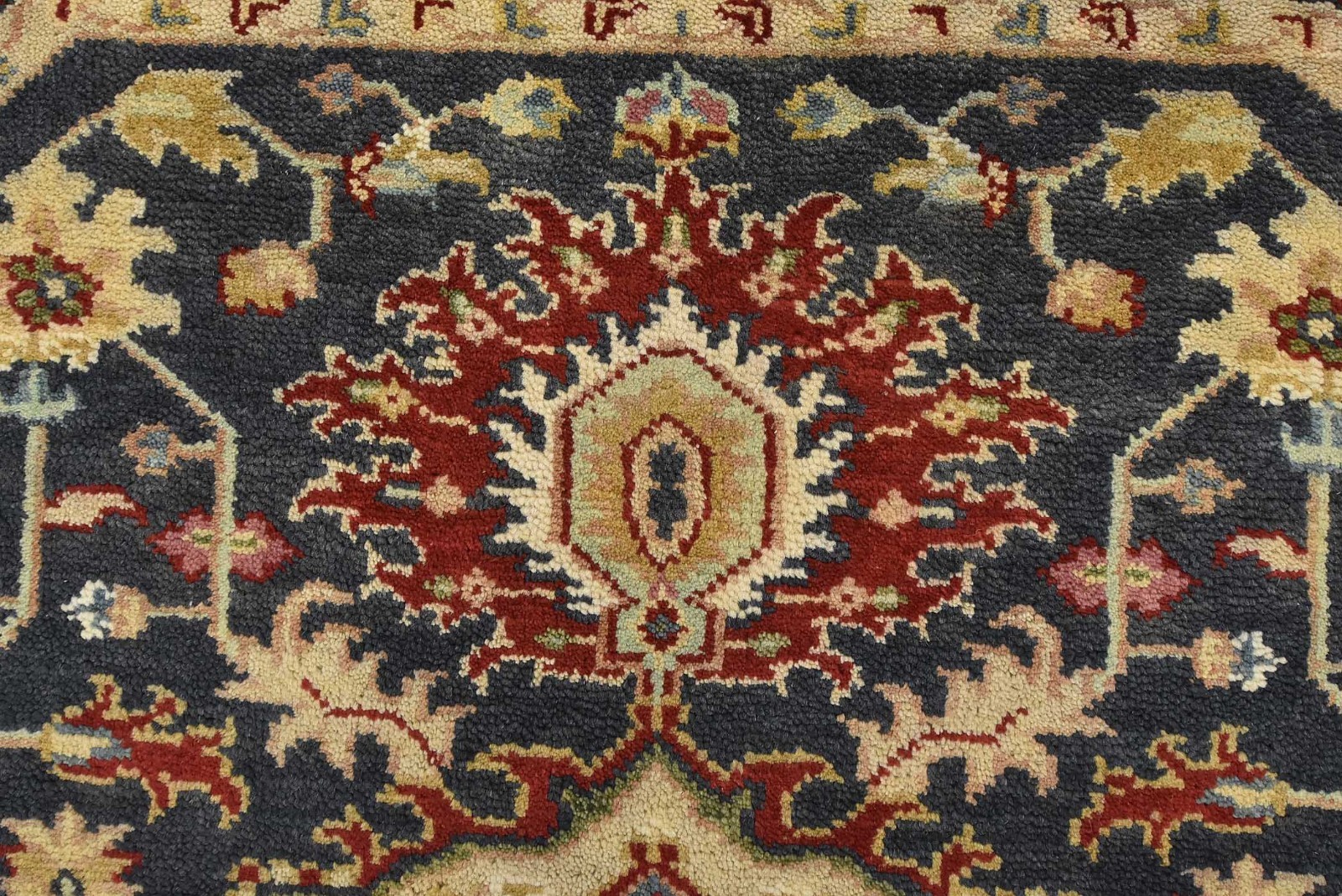 Heriz Rug 7’10” x 7’8” Blue Wool Traditional Hand-Knotted Oriental Carpet
