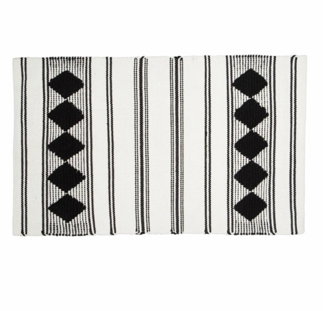 Caravan Home Decor Diamond Stripe Woven Black White Area Rug Bohemain 21″ x 34″