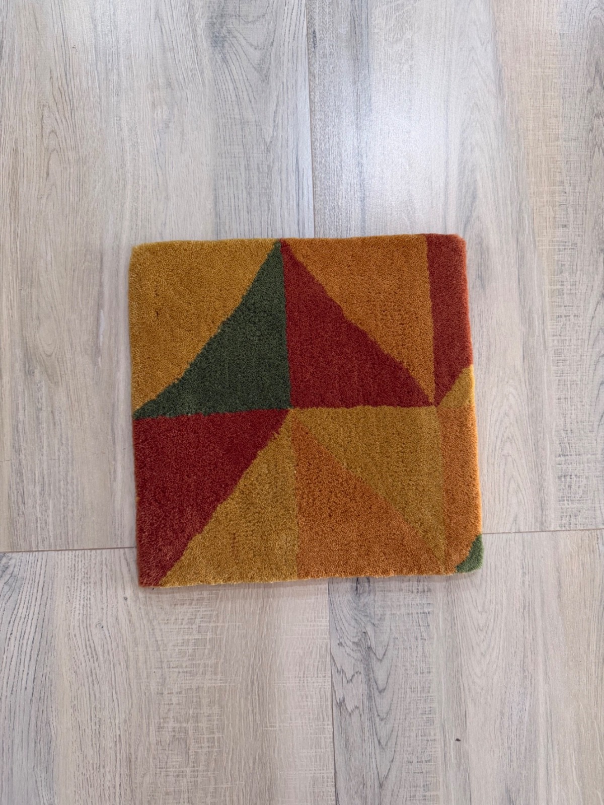 Hand Tufted Wool Rug Terracotta Geometric Small Table Placemat for Home 1 x 1 ft