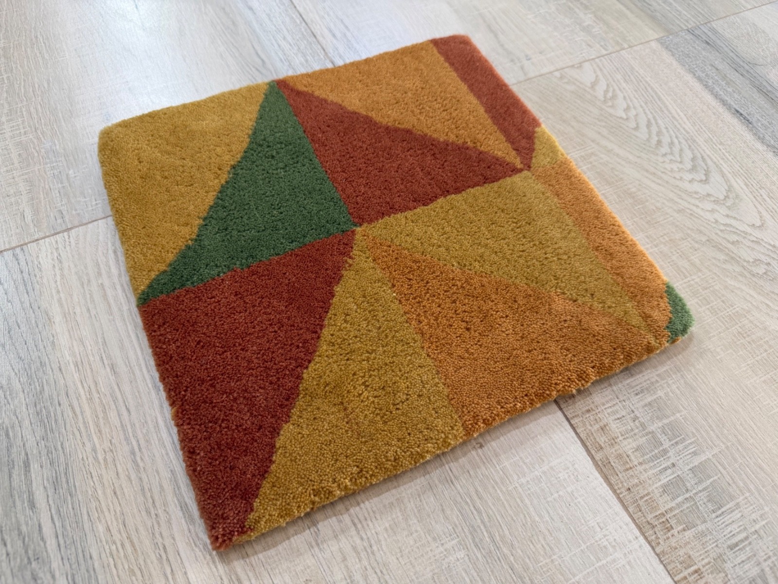 Hand Tufted Wool Rug Terracotta Geometric Small Table Placemat for Home 1 x 1 ft
