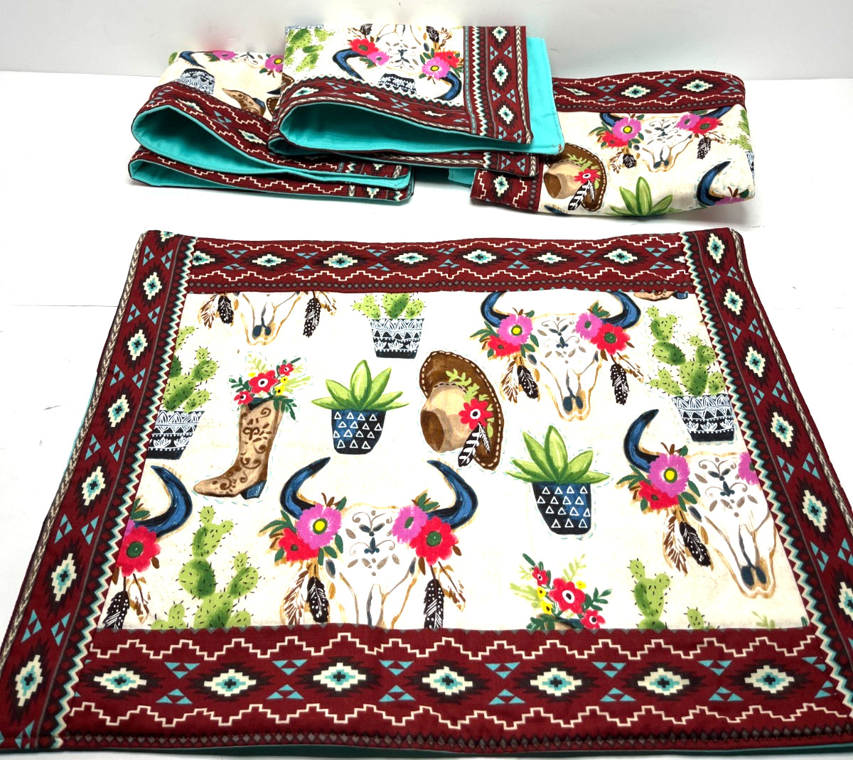 Table Place Mats Placemats Southwestern Tribal Bison Bull Lot of 4 Floral