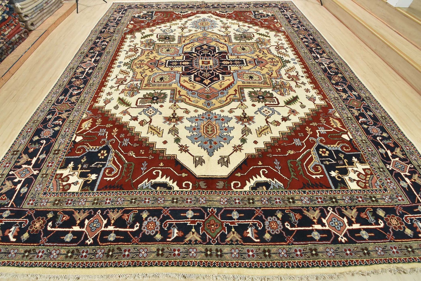 Serapi Rug 11’8” x 14’9” White Wool Tribal Hand-Knotted Oriental Carpet
