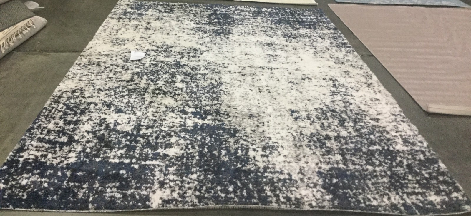 IVORY / NAVY 9′ X 12′ Flaw in Rug, Reduced Price 1172663114 JER112A-9