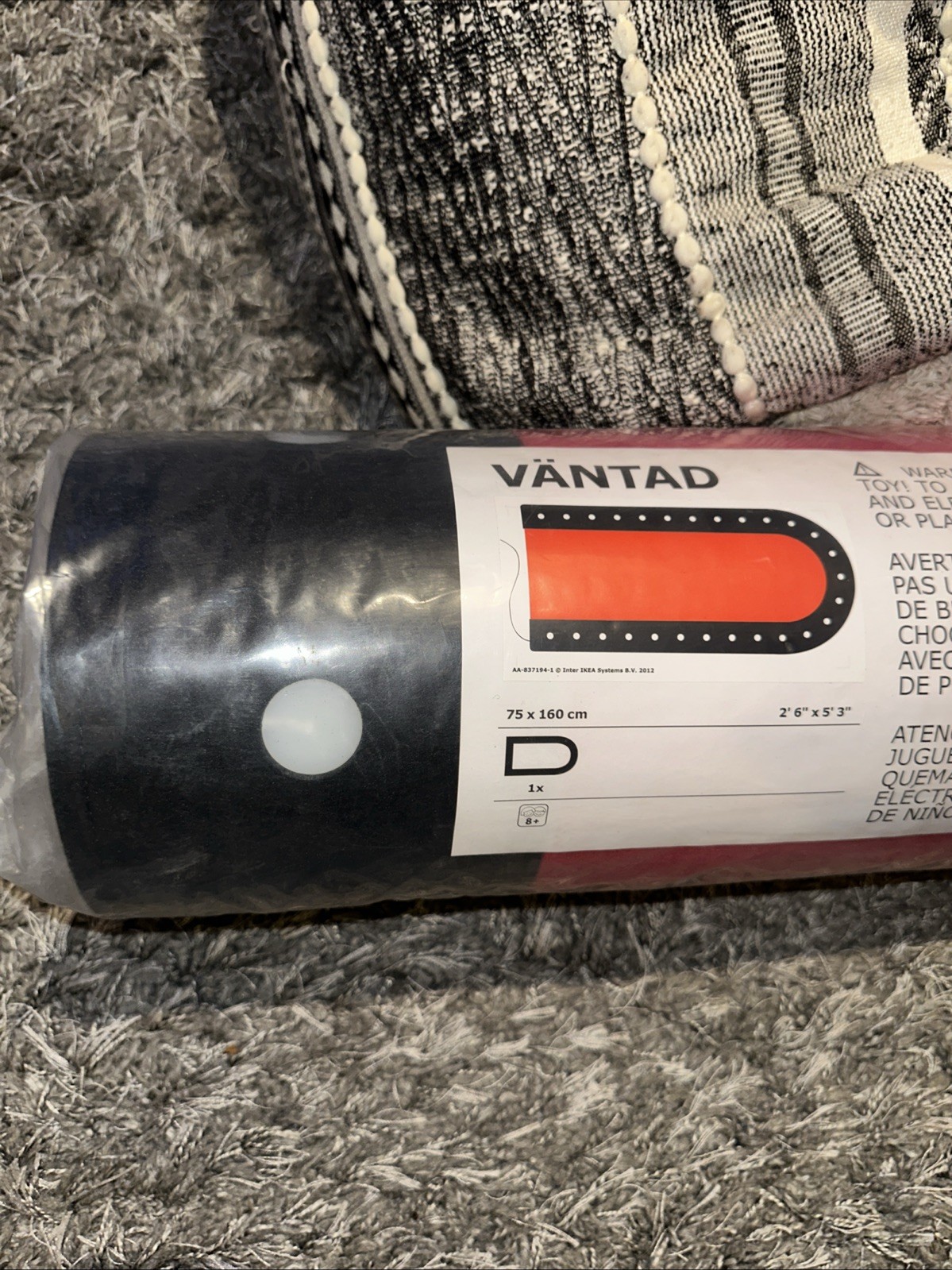 RARE IKEA VÄNTAD RUG WITH LED LIGHT 75X160CM (2’6” X 5’3”) RED-BLACK STAGE