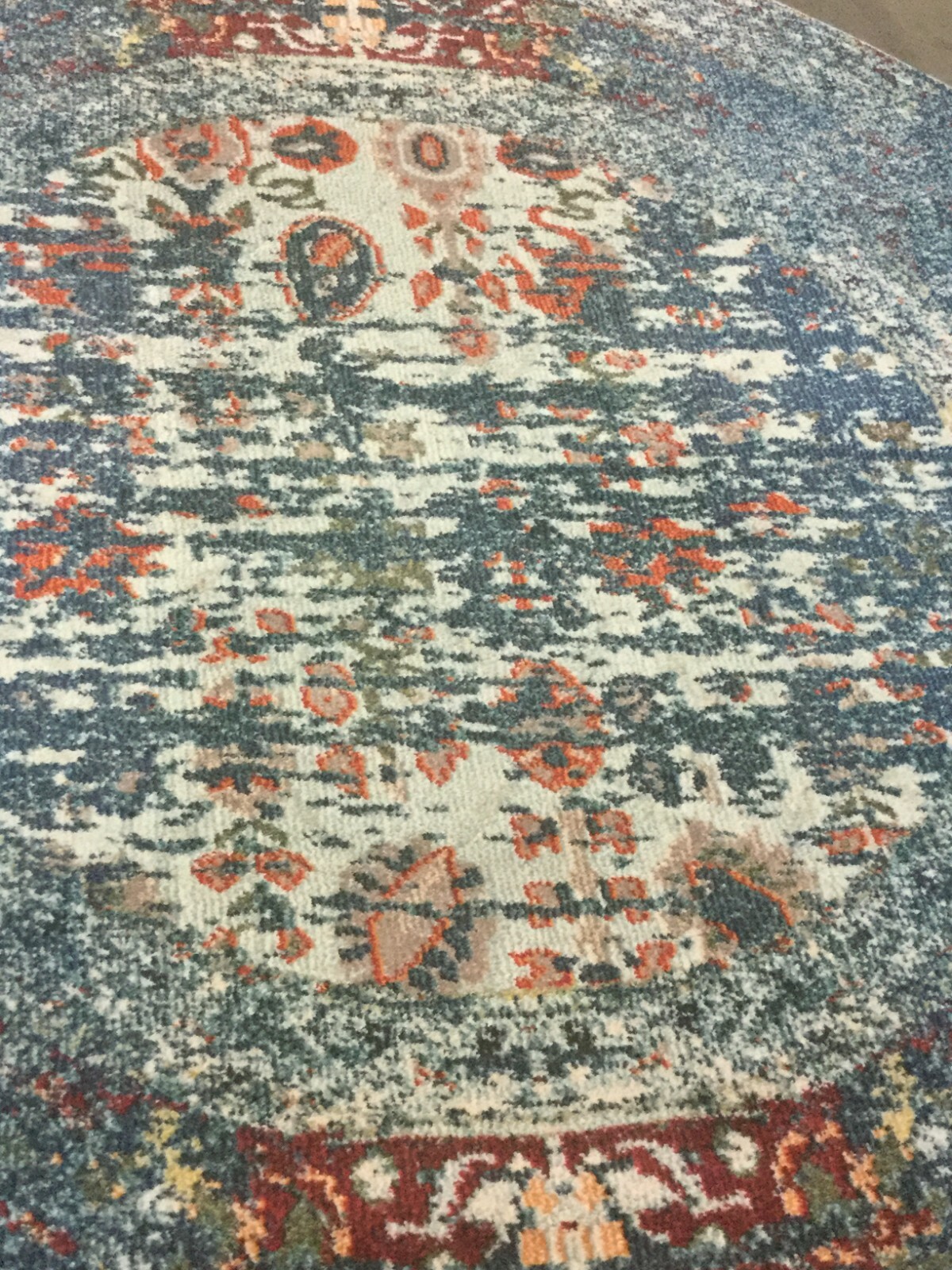 IVORY 6′-7″ X 6′-7″ Round Stained Rug, Reduced Price 1172648178 MNC208V-7R