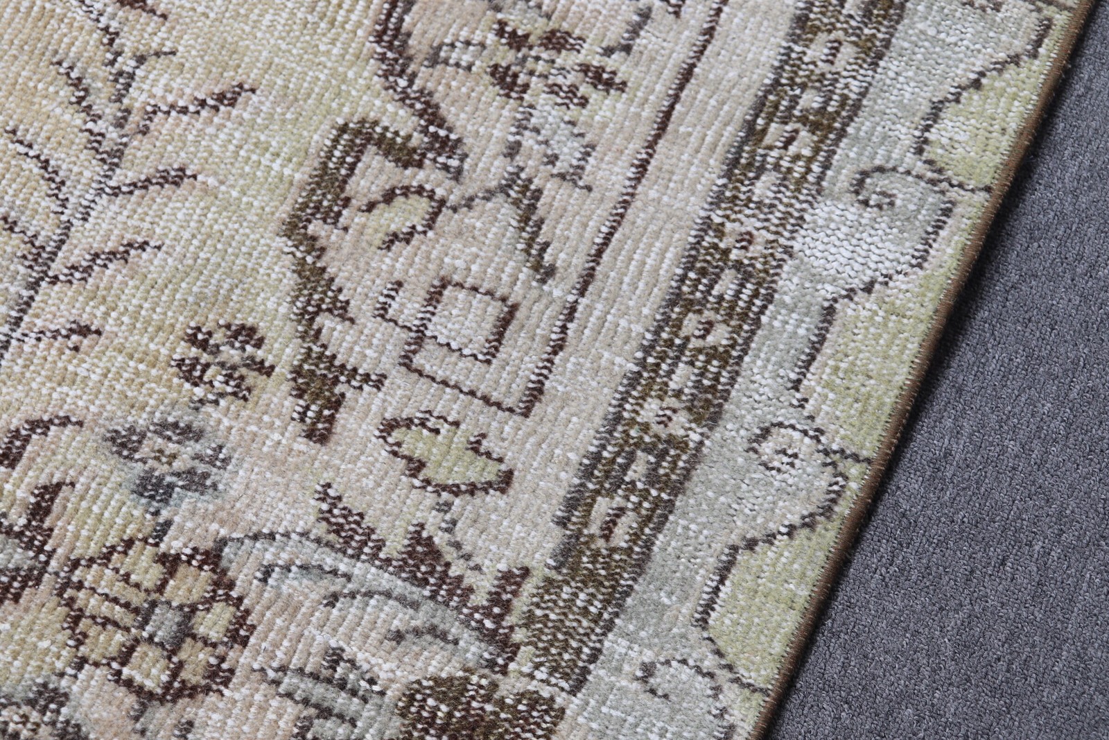 5,2×7,7 ft Large Turkish Rug, Vintage Rug, Brown White Check Wool Rug