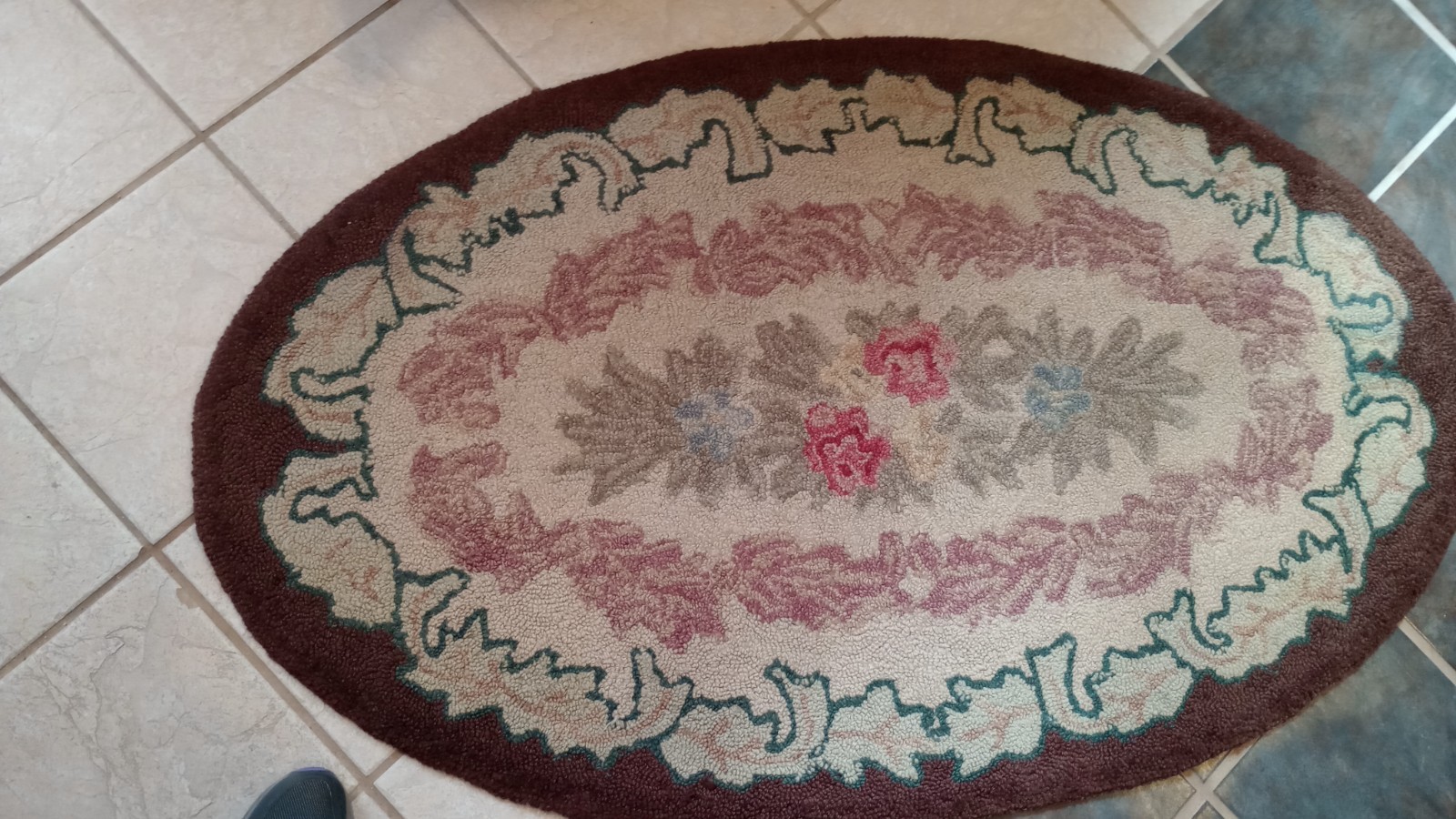 Rare Priscilla Turner Rug Guild Oval Floral Wool 5′ X 3′
