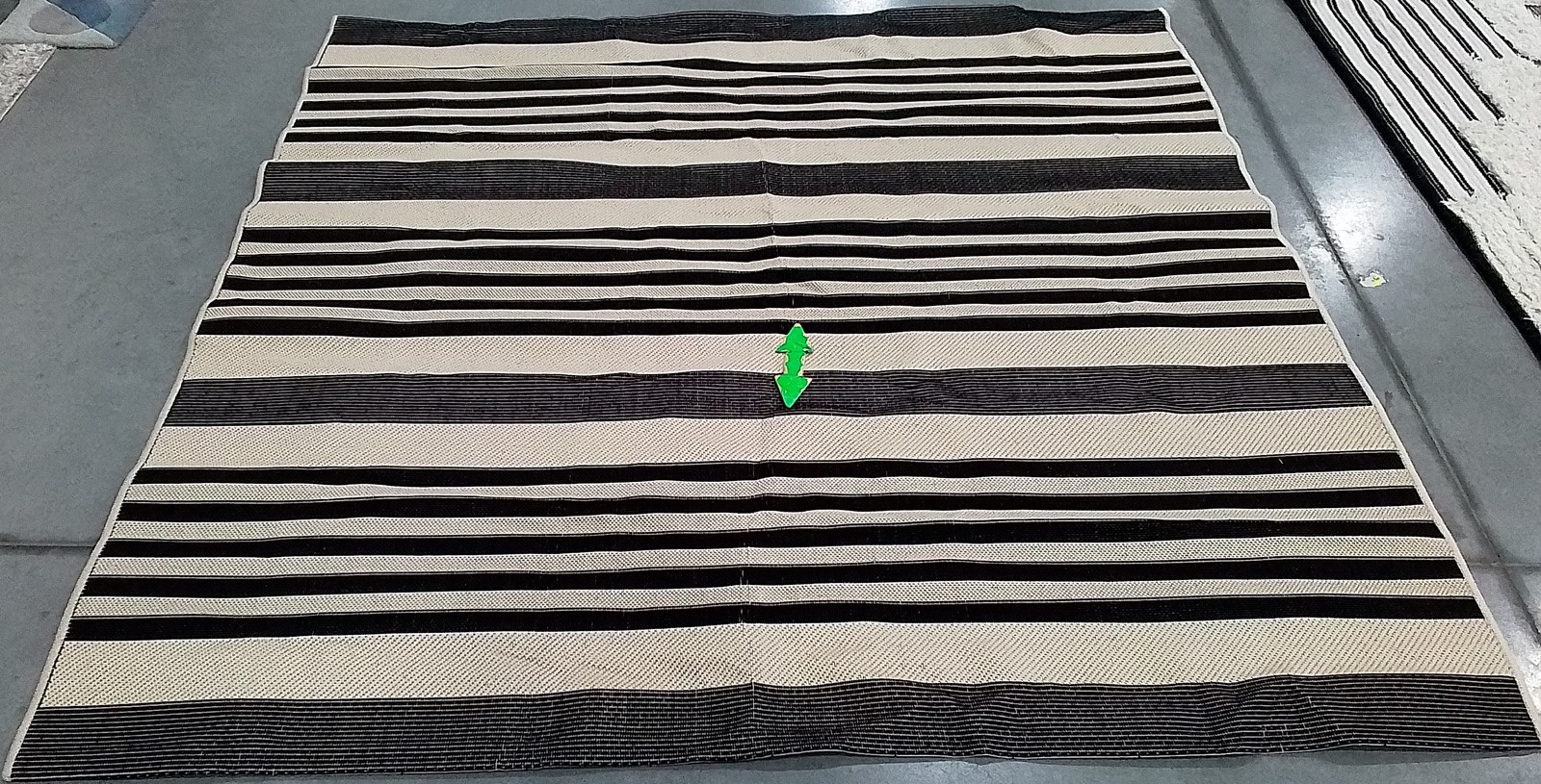 BLACK / BONE 6′-7″ x 6′-7″ Damaged Rug, Reduced Price 1172803111 CY6062-216-7SQ