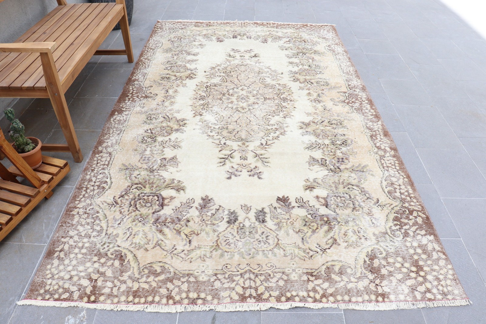 Turkish Vintage Rug 5,5×9,5 ft (169×290 cm), Brown Wool Rug