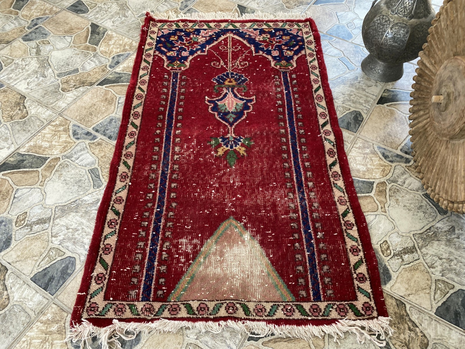 Pre 1980’s ANTIQUE ANATOLIAN FARMHOUSE RUG – GEOMETRIC PRAYER TURKISH VINTAGE