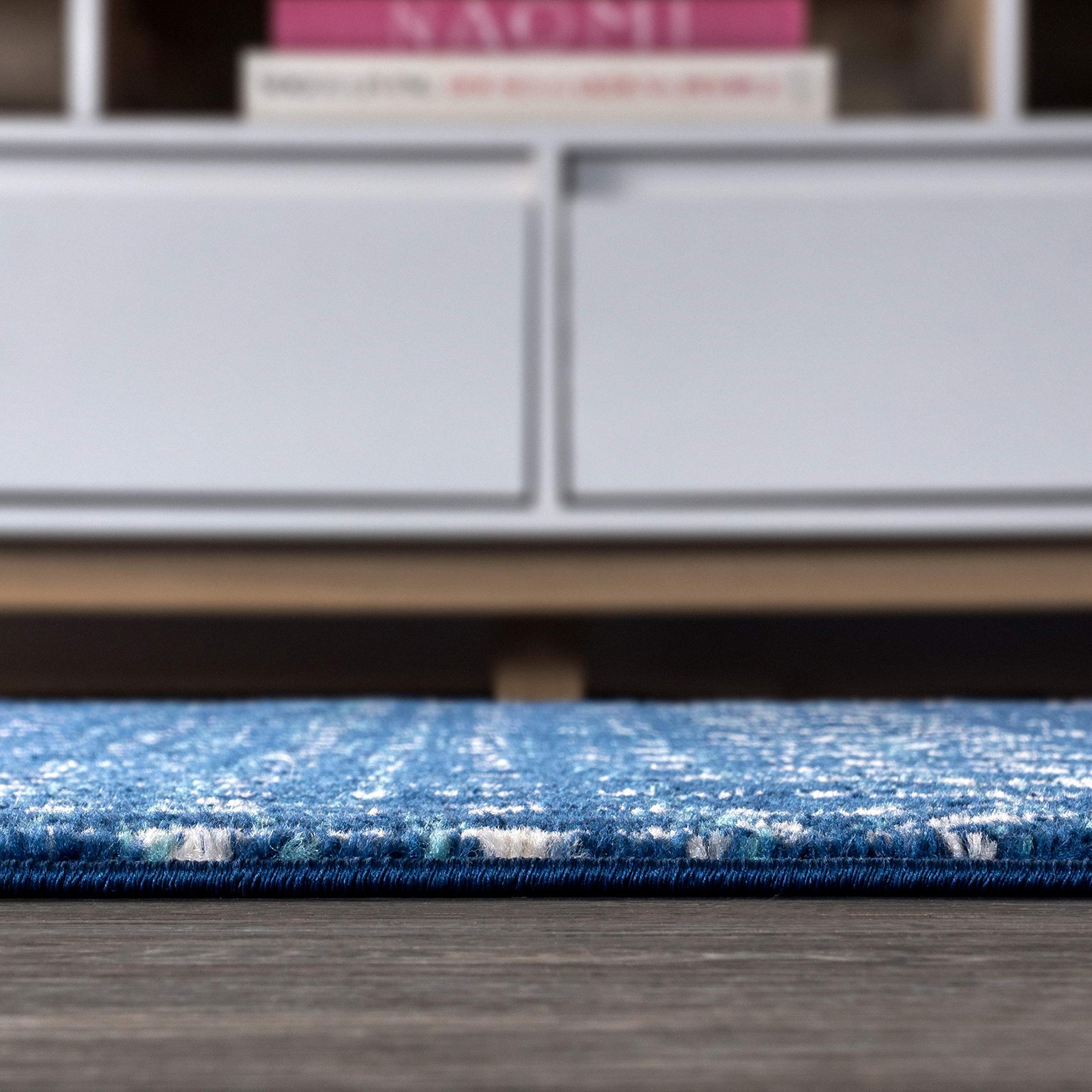 Blue White Rectangular 3×5 Area Rug Soft Durable Pet Friendly Stain Resistant