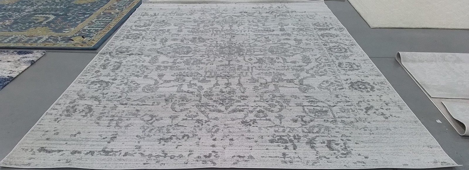 SILVER / IVORY 10′-0″ x 14′-0″ Flaw in Rug, Reduced Price 1172786861 MAD603G-10