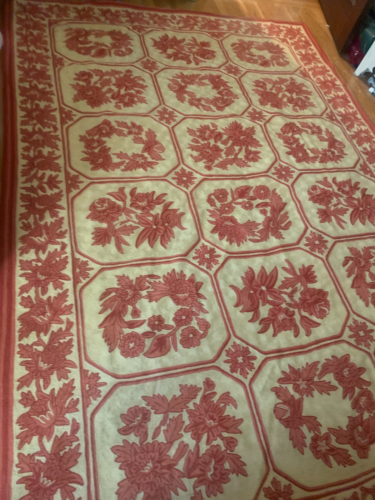 PIERRE DEUX FRENCH COUNTRY 100% WOOL EMBROIDERY CHAIN STITCH RUG, 6′ by 9″