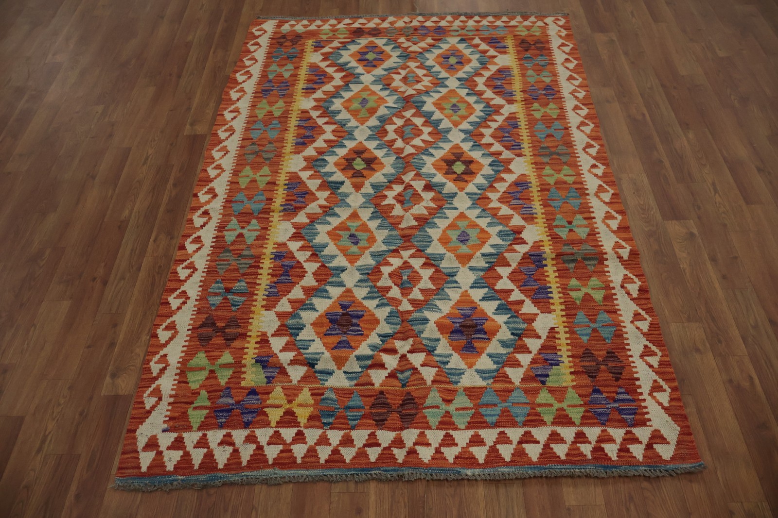 Handwoven Kilim Oriental Rug 4×6 Southwestern Colorful with Geometric Motifs