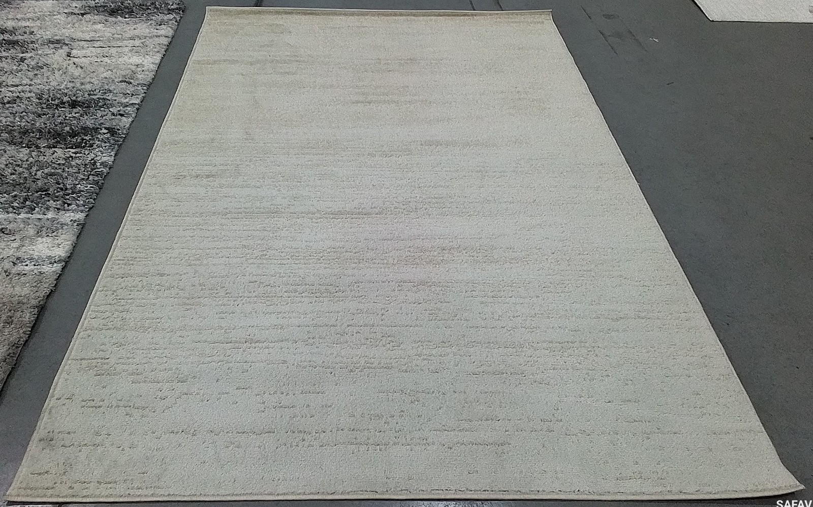 CHAMPAGNE/CREAM 5′-1″ x 7′-6″ Back Stain Rug, Reduced Price 1172807834 ADR113W-5