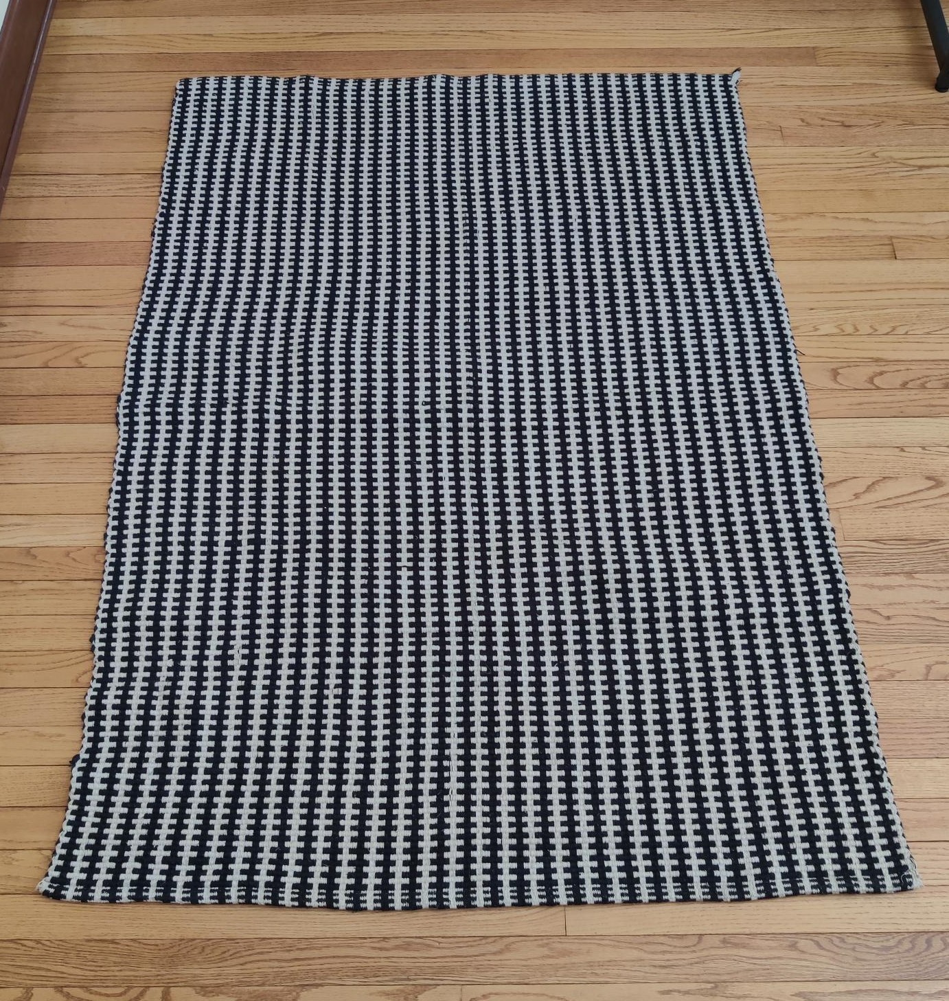 Thick Large Woven Cotton Minimalist Area Rug, Black and Ivory, 42″ x 58″