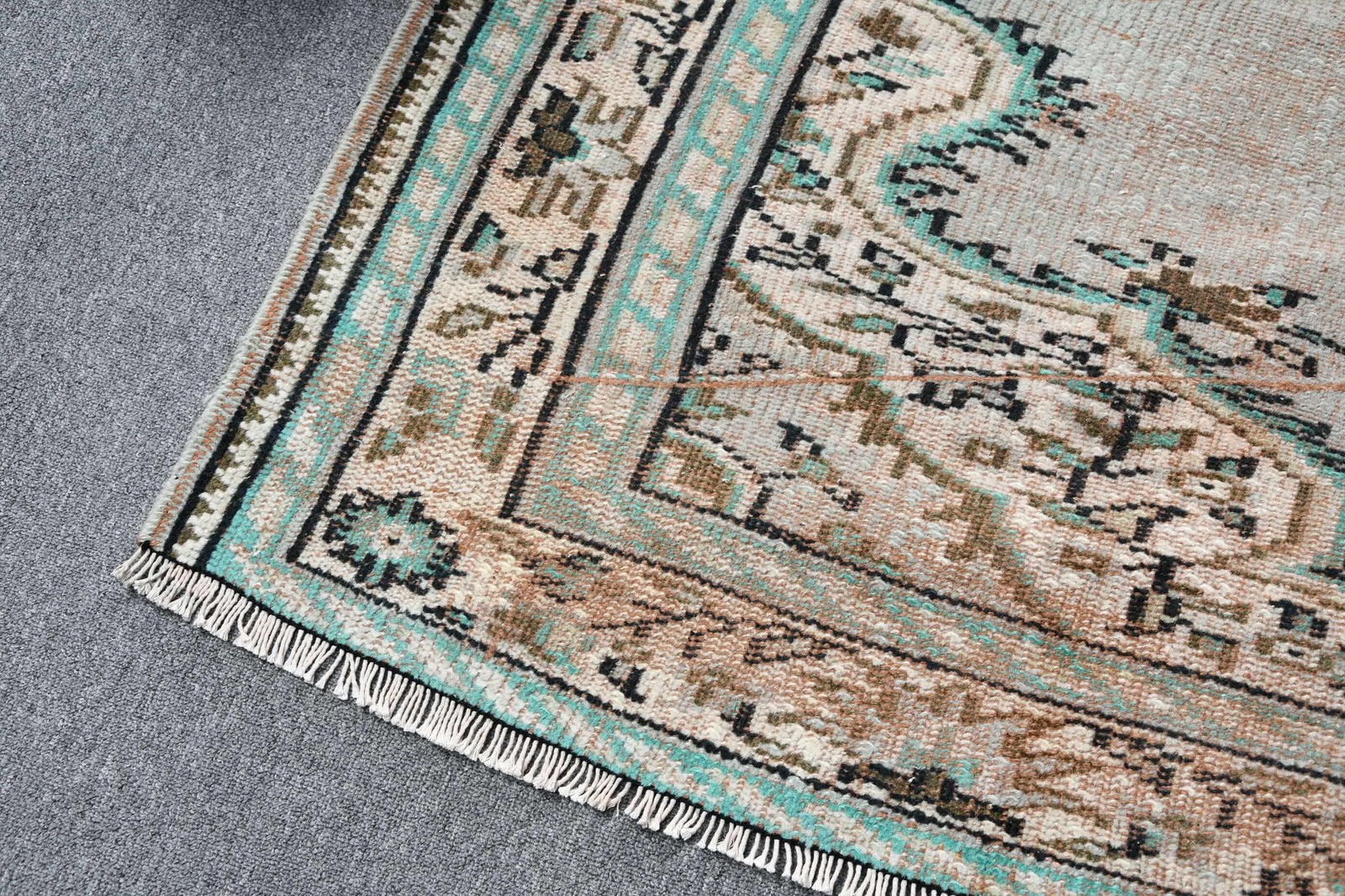 Vintage Turkish Rug 5,4×8,1 ft, Blue Large Moroccan Wool Rug