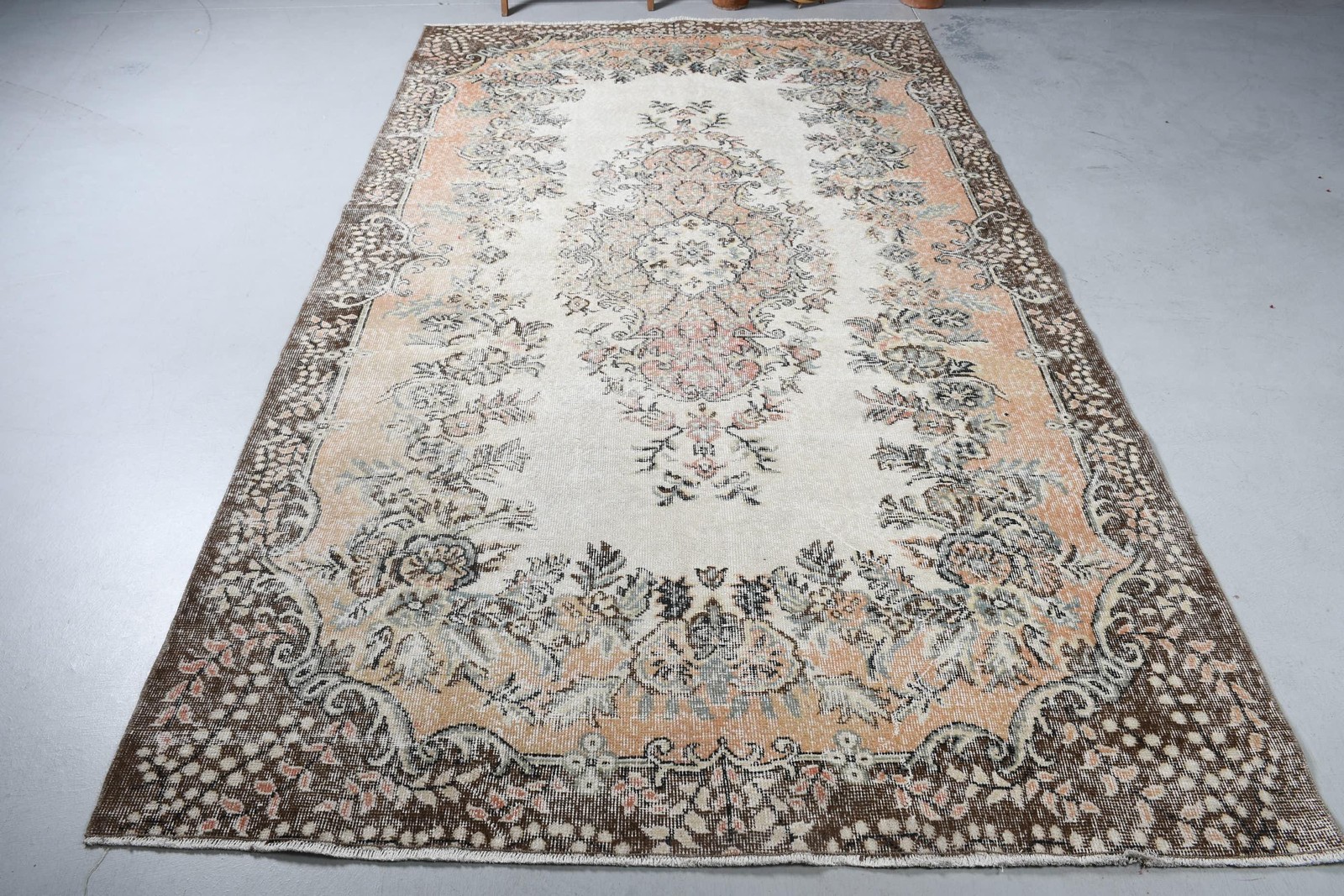 Turkish Large Rug 5,5×9,4 ft (167×287 cm), Vintage Brown Southwestern Wool Rug