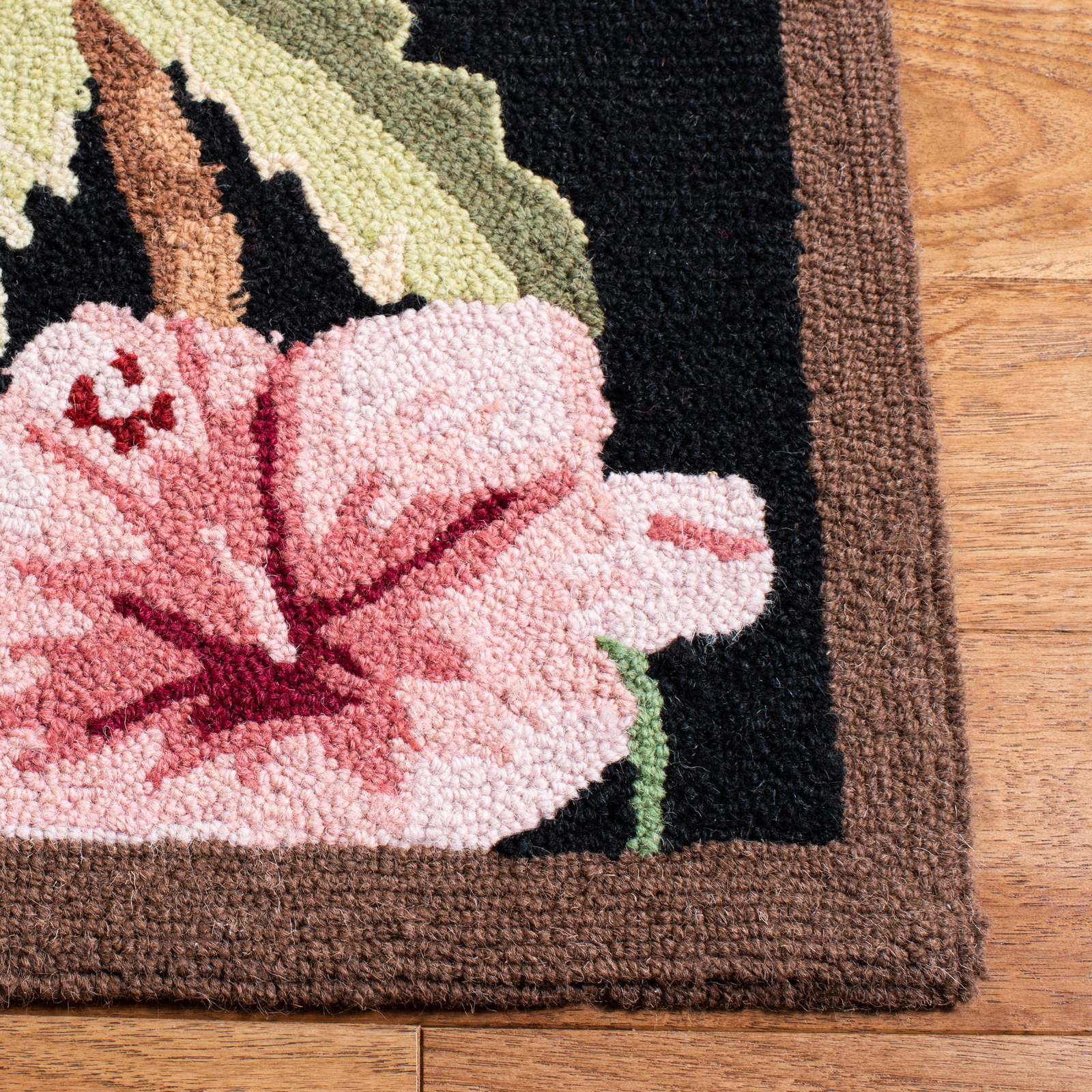Safavieh Chelsea BLACK 6′ X 9′ Area Rug – HK296A-6