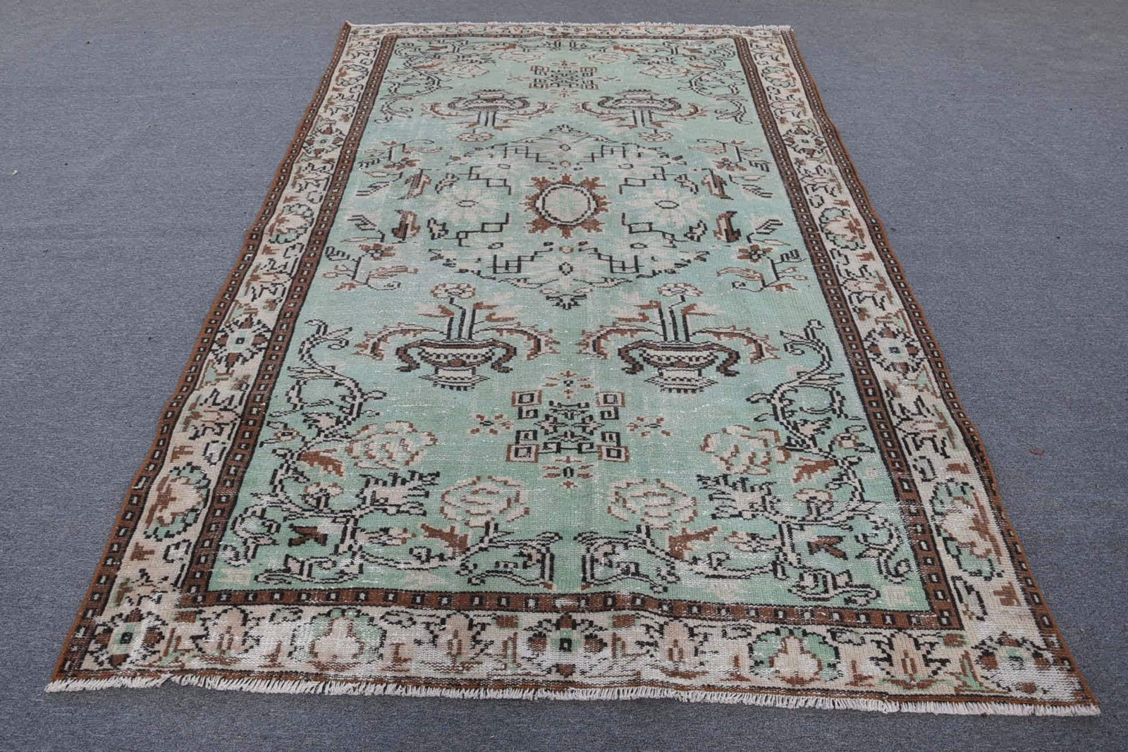 5,5×9,3 ft Vintage Rug, Turkish Large Rug, Green Brown Bordered Wool Rug