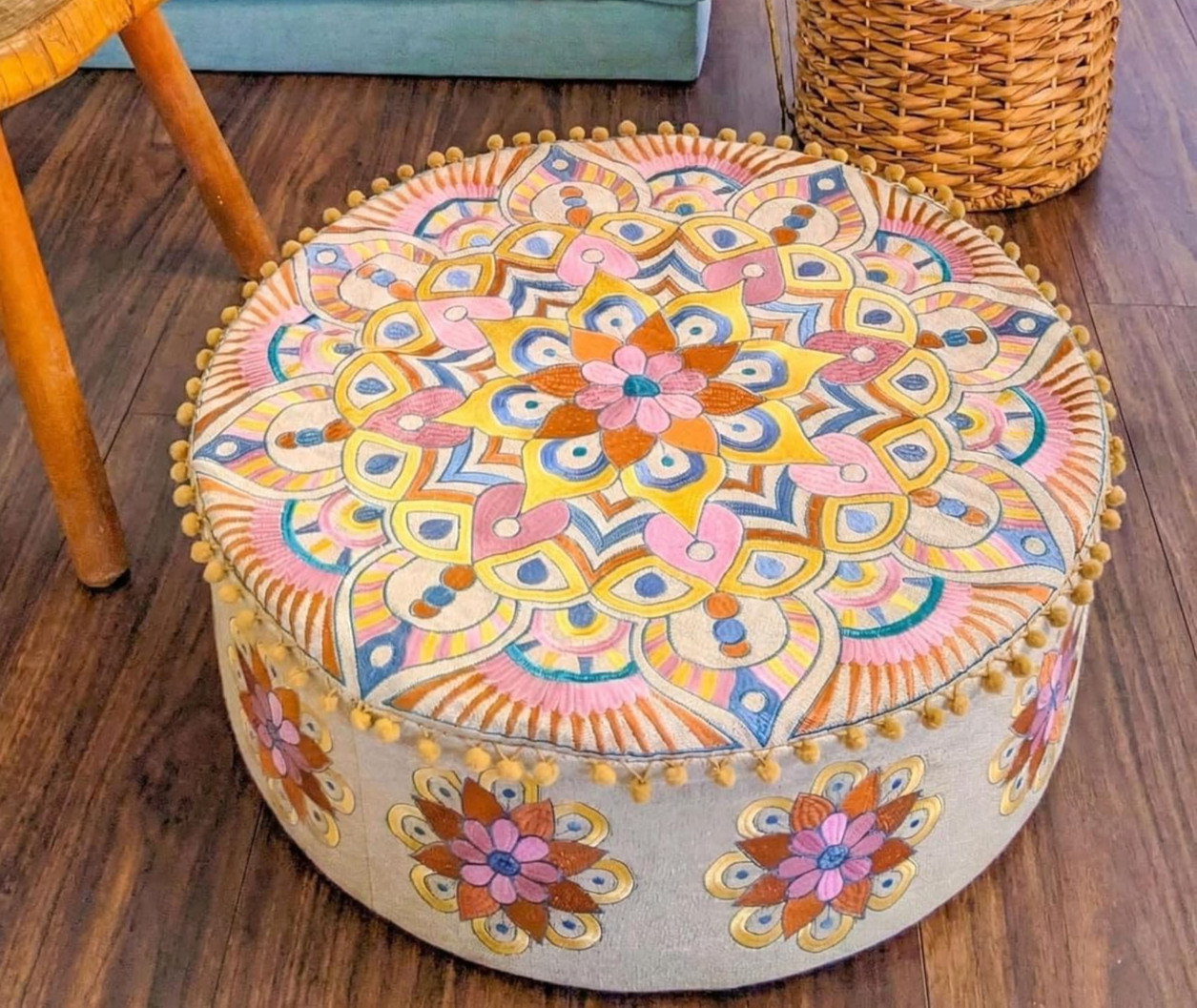 Large Round Floor Pillow Cover Blue Décorative Accent Meditation Cushion Perfect