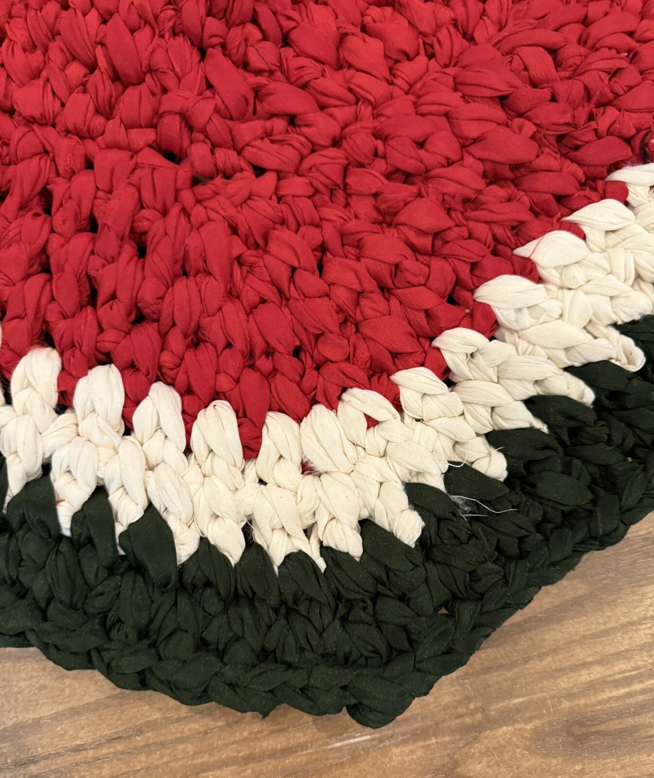 Heart Shaped Handcrafted Area Rag Rug Area – Upcycled Sarees 21″ x 15″ – A0124