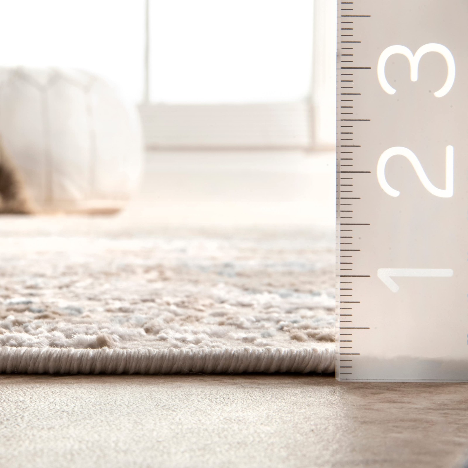Nuloom Jodee Vintage Medallion Area Rug 4X6 Silver Cfdr04B-406