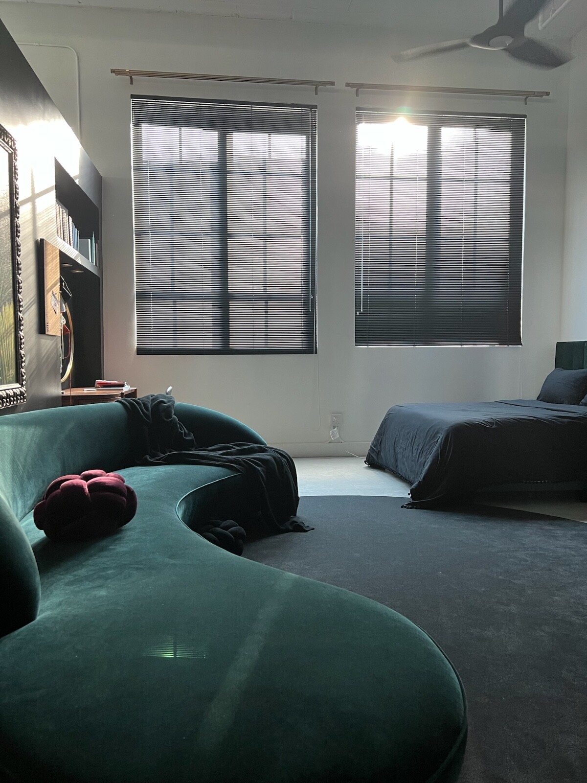 12ft Round Dark Grey or Black Panache Rug