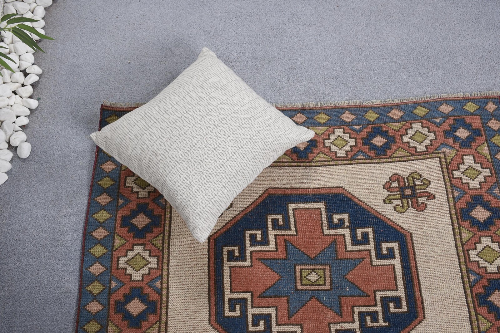 4×6,5 ft Rug, Vintage Turkish Area Rug, Beige Wool Rug