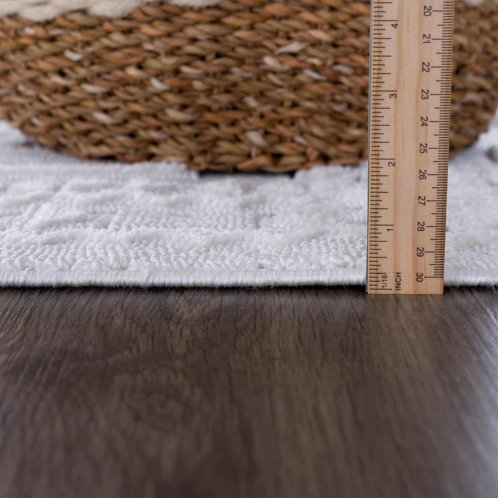 Alya White Fringe Rug
