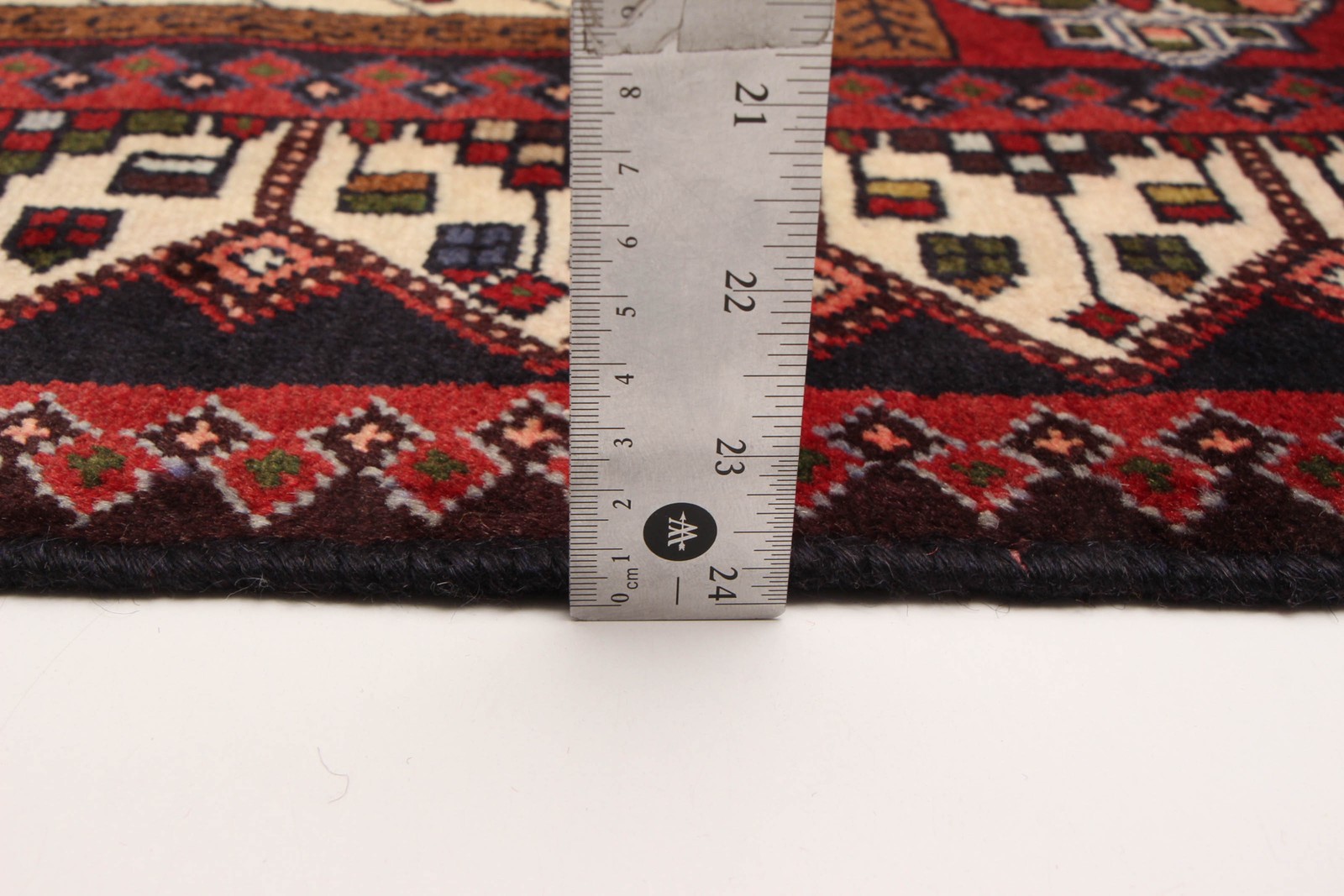 Vintage 3’5″ x 4’9″ Traditional Hand Knotted Vegetable Dye Wool Area Rug