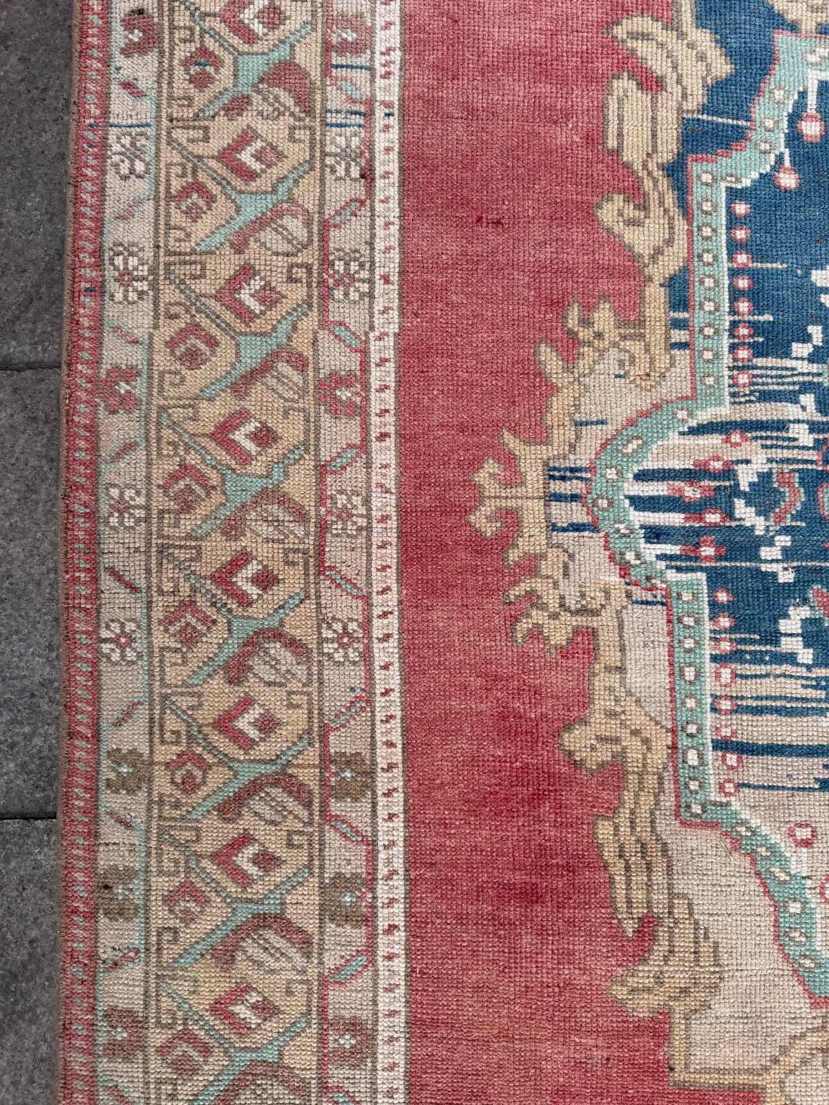 Turkish Red and Beige Color Rug 5’5″x10″ feet,057