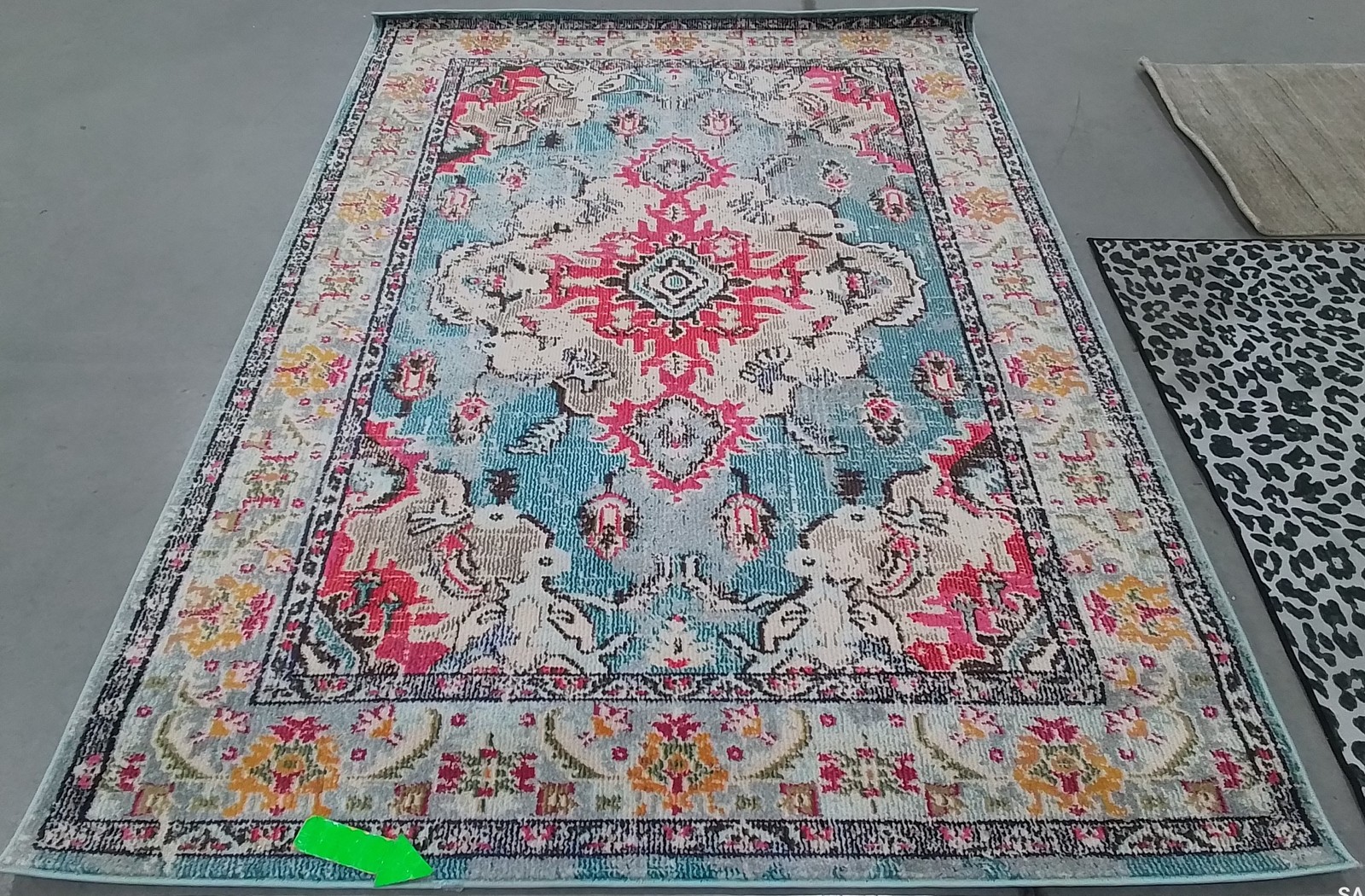 LIT BLUE / FUCHSIA 5′-1″ x 7′-7″ Damaged Rug, Reduced Price 1172797130 MNC243J-5